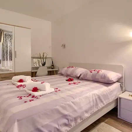 Castle Appartement Pula